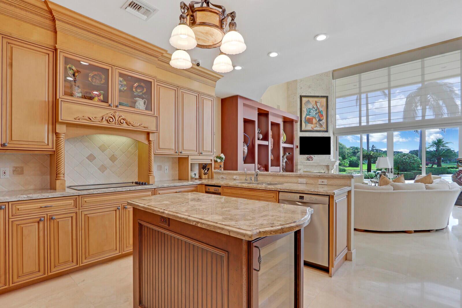 FRENCHMANS CREEK - Residential