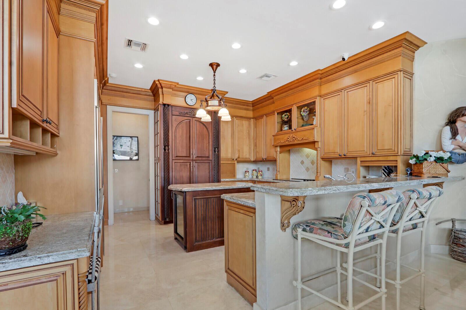 FRENCHMANS CREEK - Residential