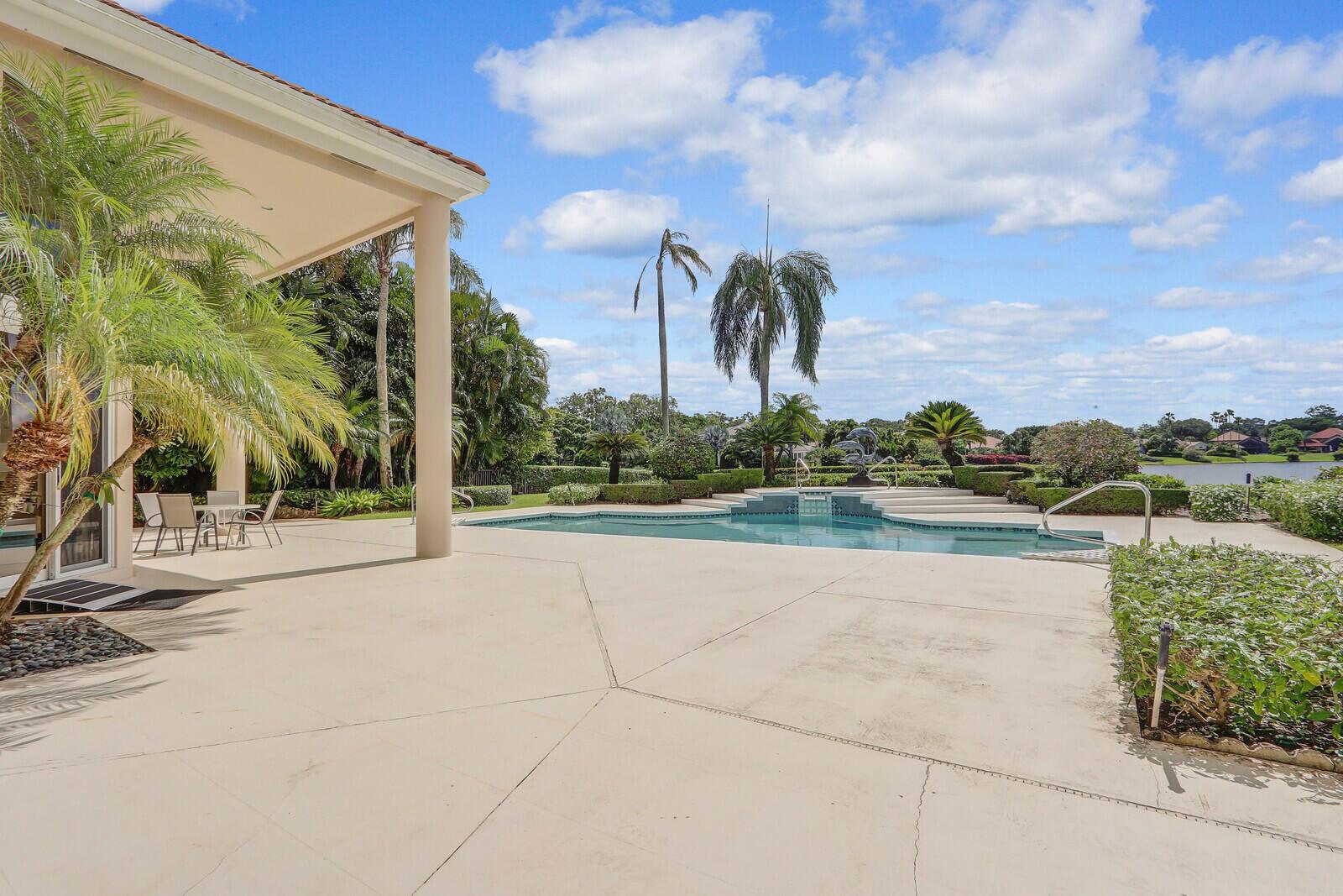 FRENCHMANS CREEK - Residential