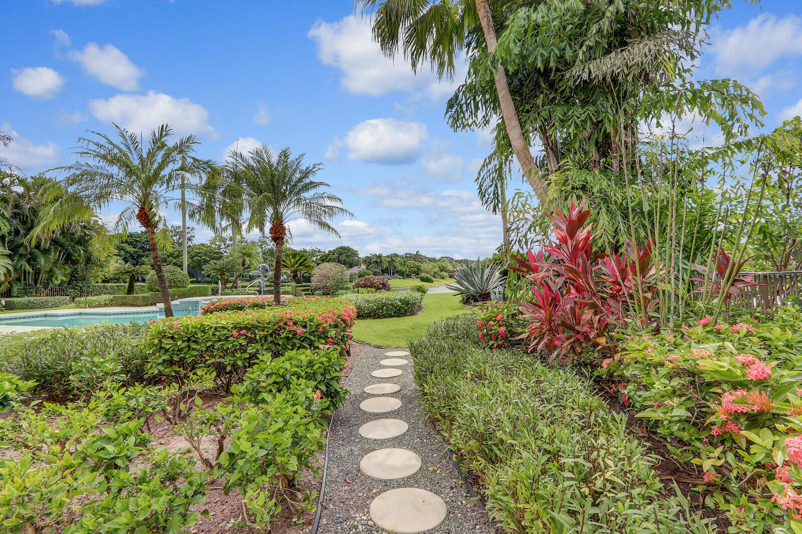 FRENCHMANS CREEK - Residential