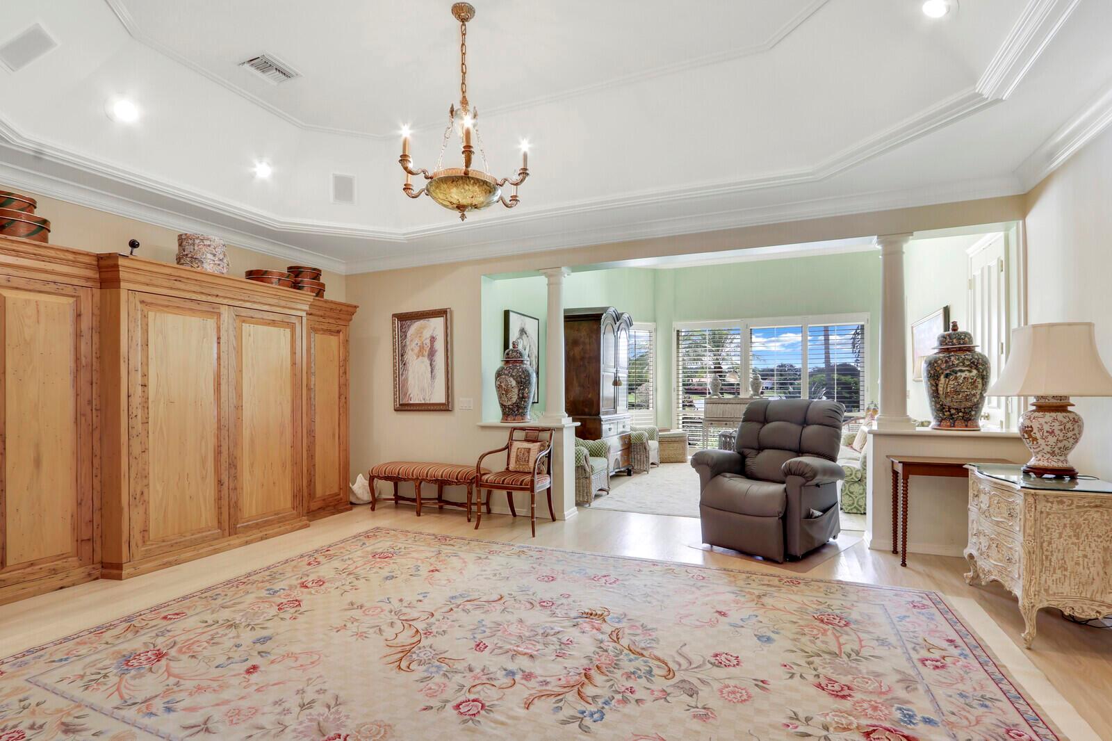 FRENCHMANS CREEK - Residential