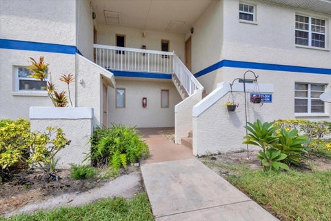 Tiny photo for 1529 SE Royal Green Circle #102, Port Saint Lucie, FL 34952 (MLS # B26090965)