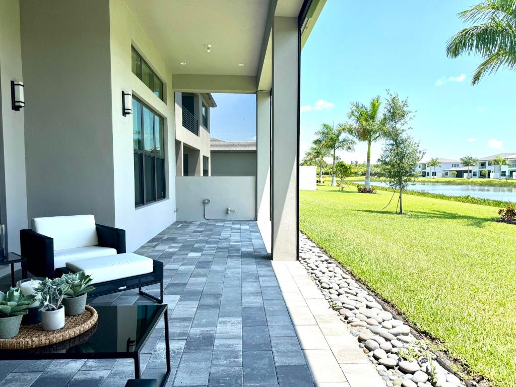 Lotus Palm, BOCA RATON GOLF COURSE PUD - Residential