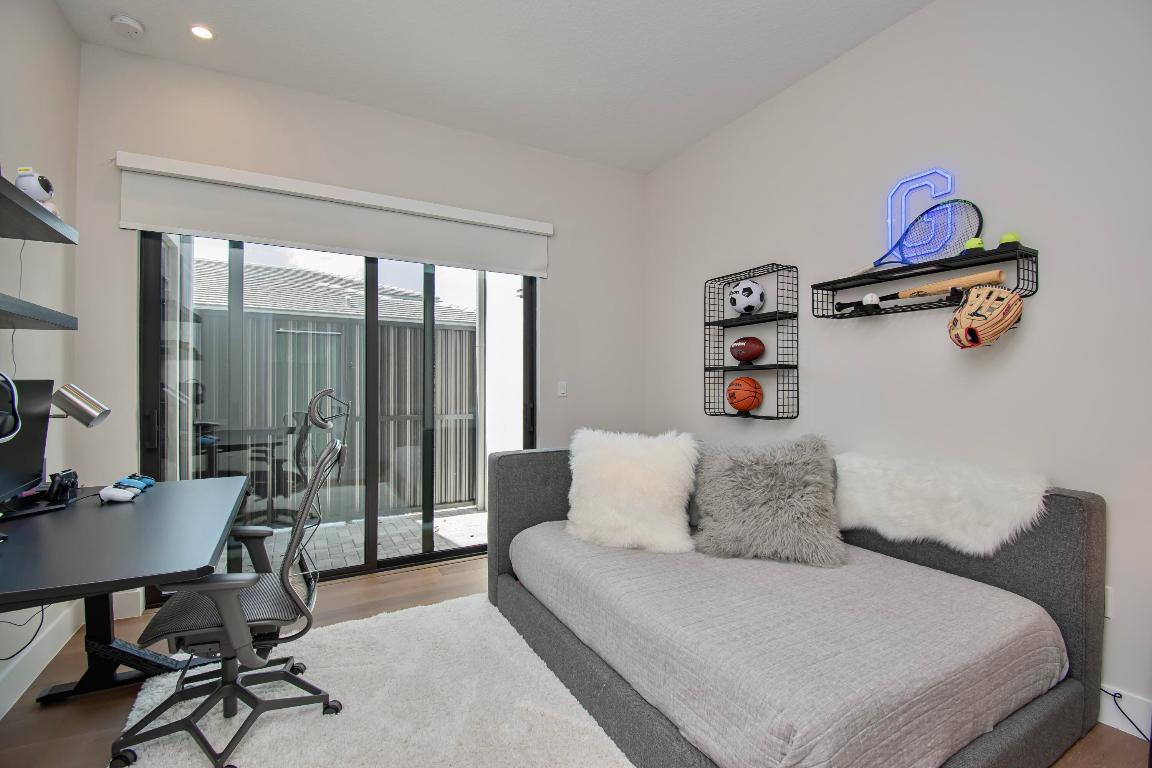 Lotus Palm, BOCA RATON GOLF COURSE PUD - Residential