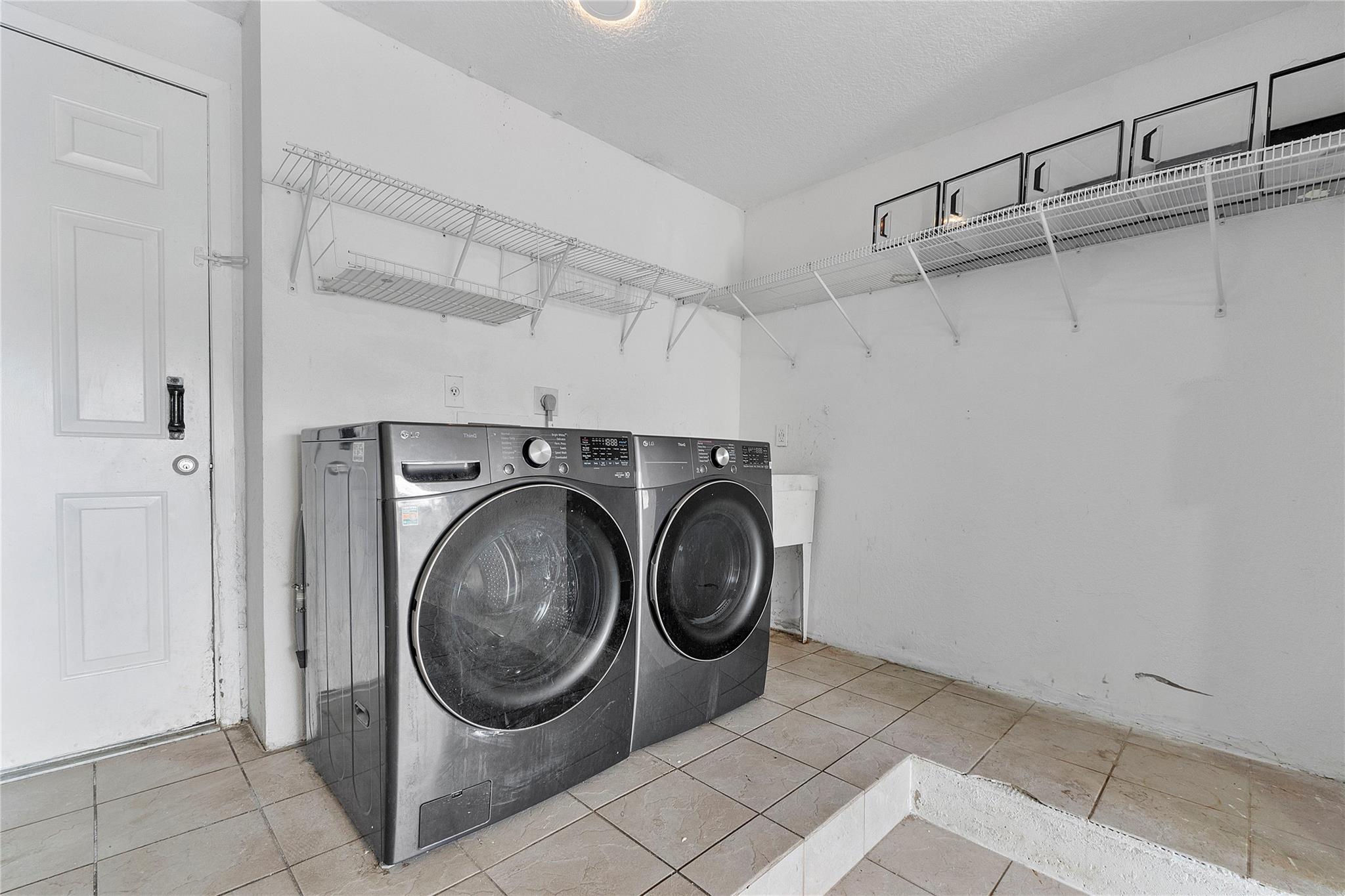 Coral Spgs Sub 1 59-30 B - Residential Income