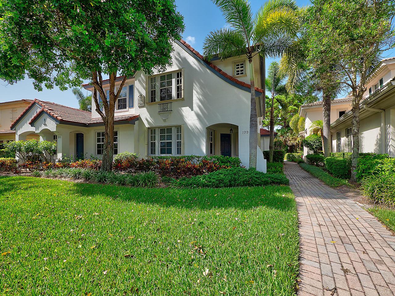 199 Evergrene Parkway 17-B