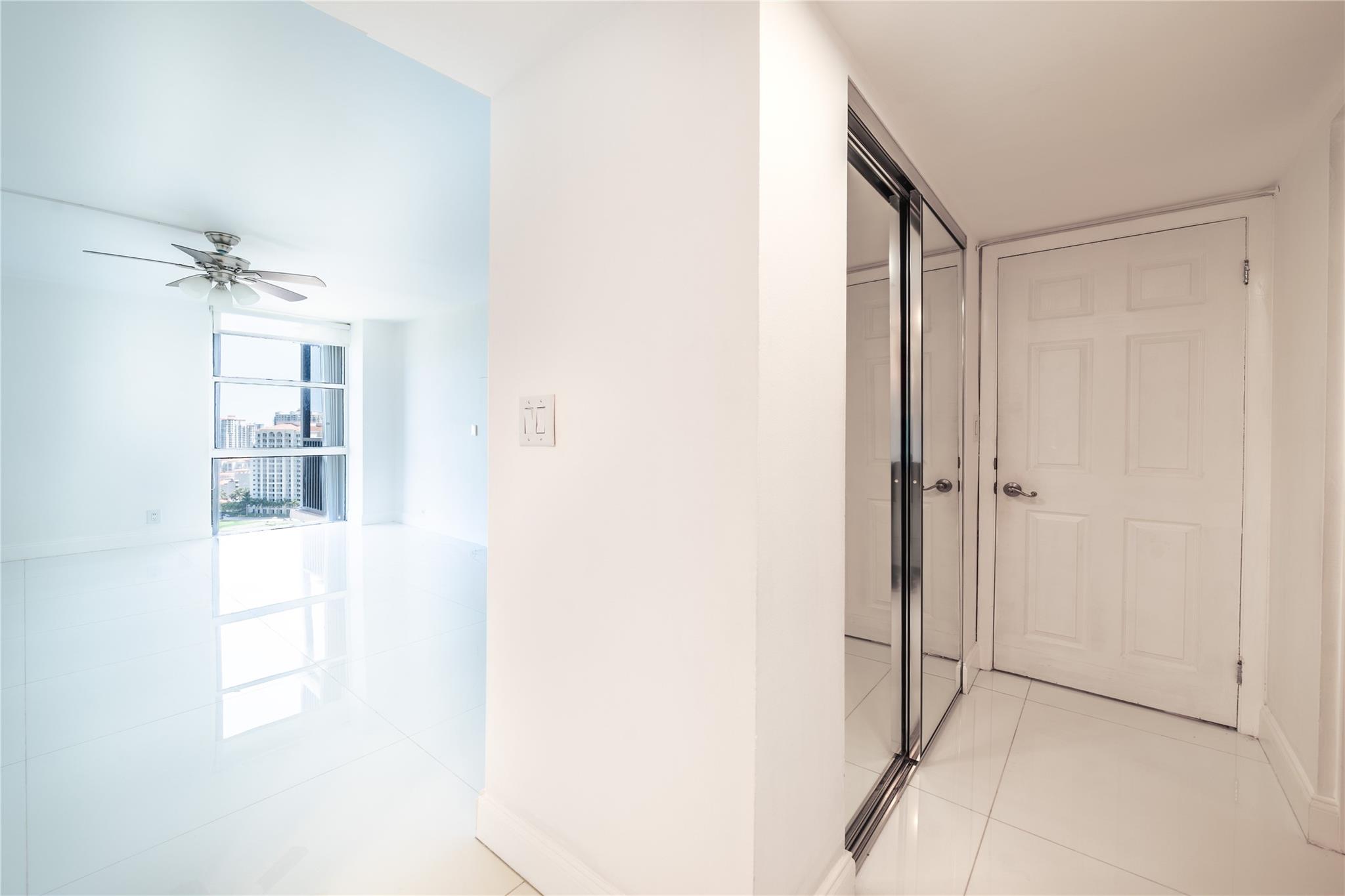 CORONADO COND - TOWER III - Residential