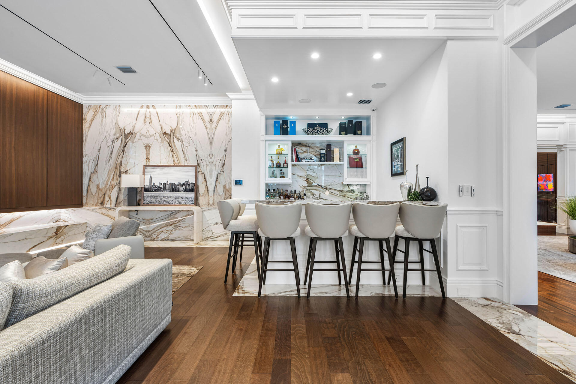 ROYAL PALM YACHT & COUNTR - Residential