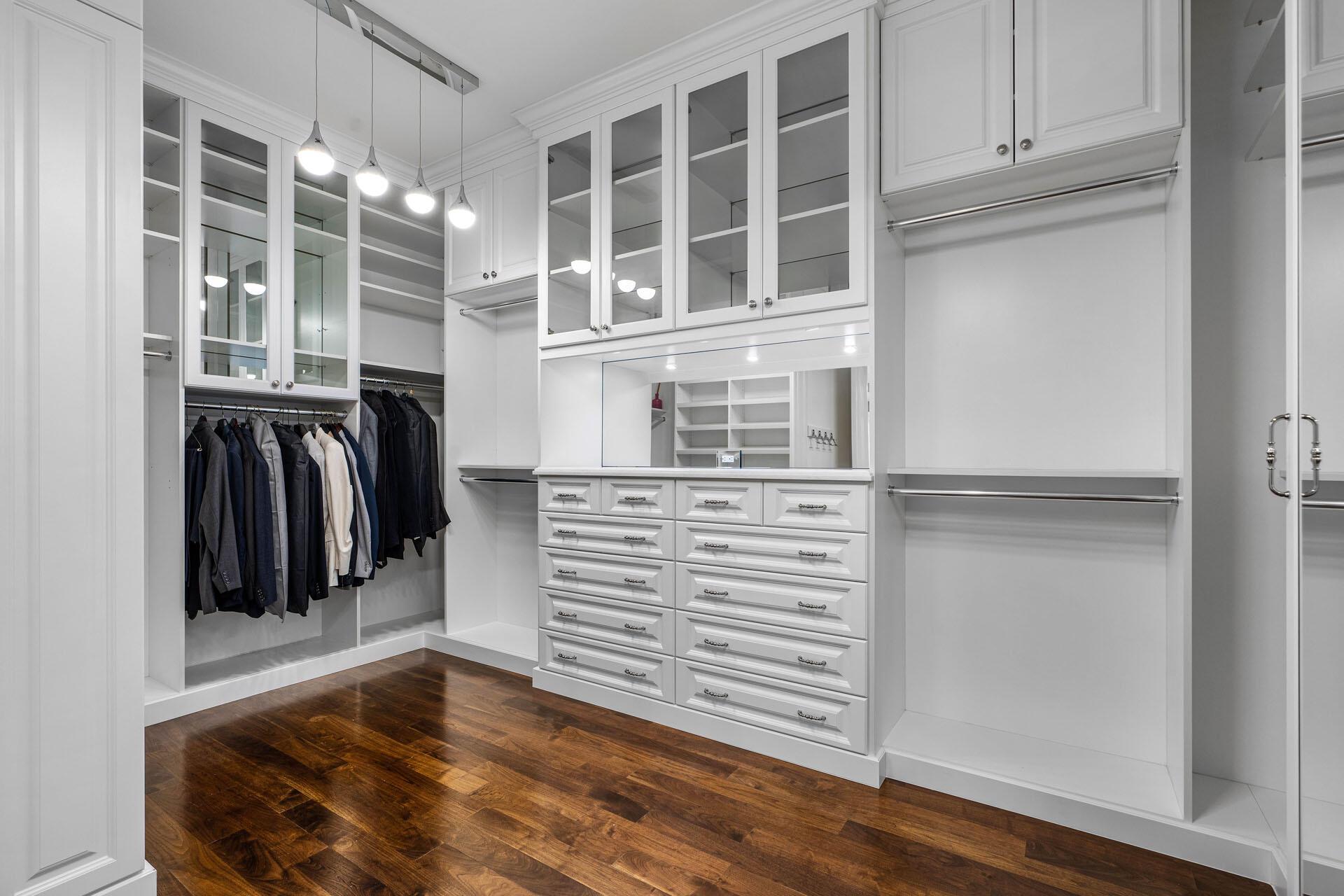 ROYAL PALM YACHT & COUNTR - Residential