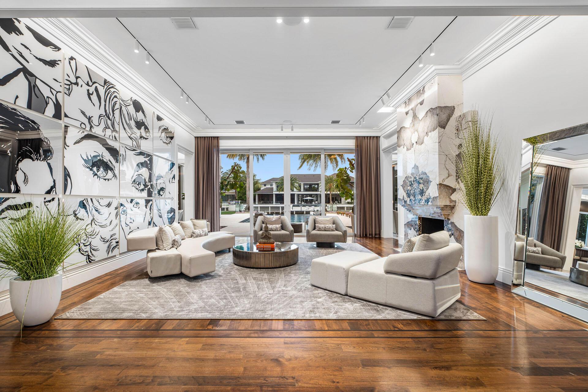 ROYAL PALM YACHT & COUNTR - Residential