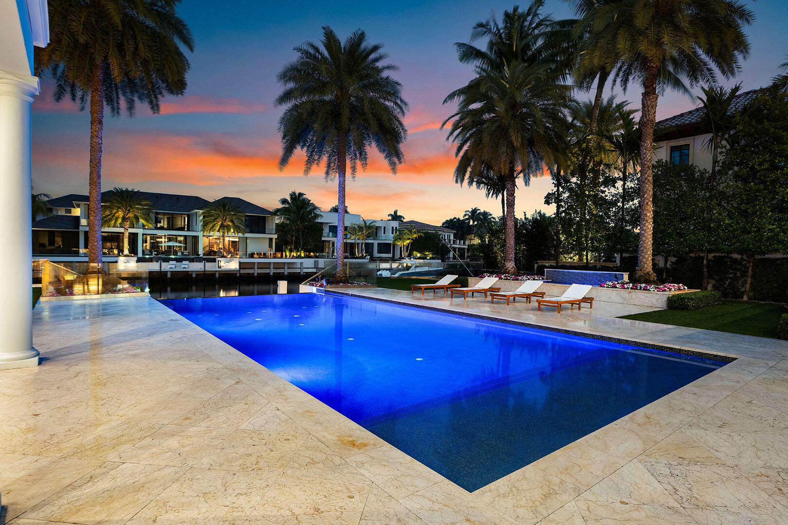 ROYAL PALM YACHT & COUNTR - Residential