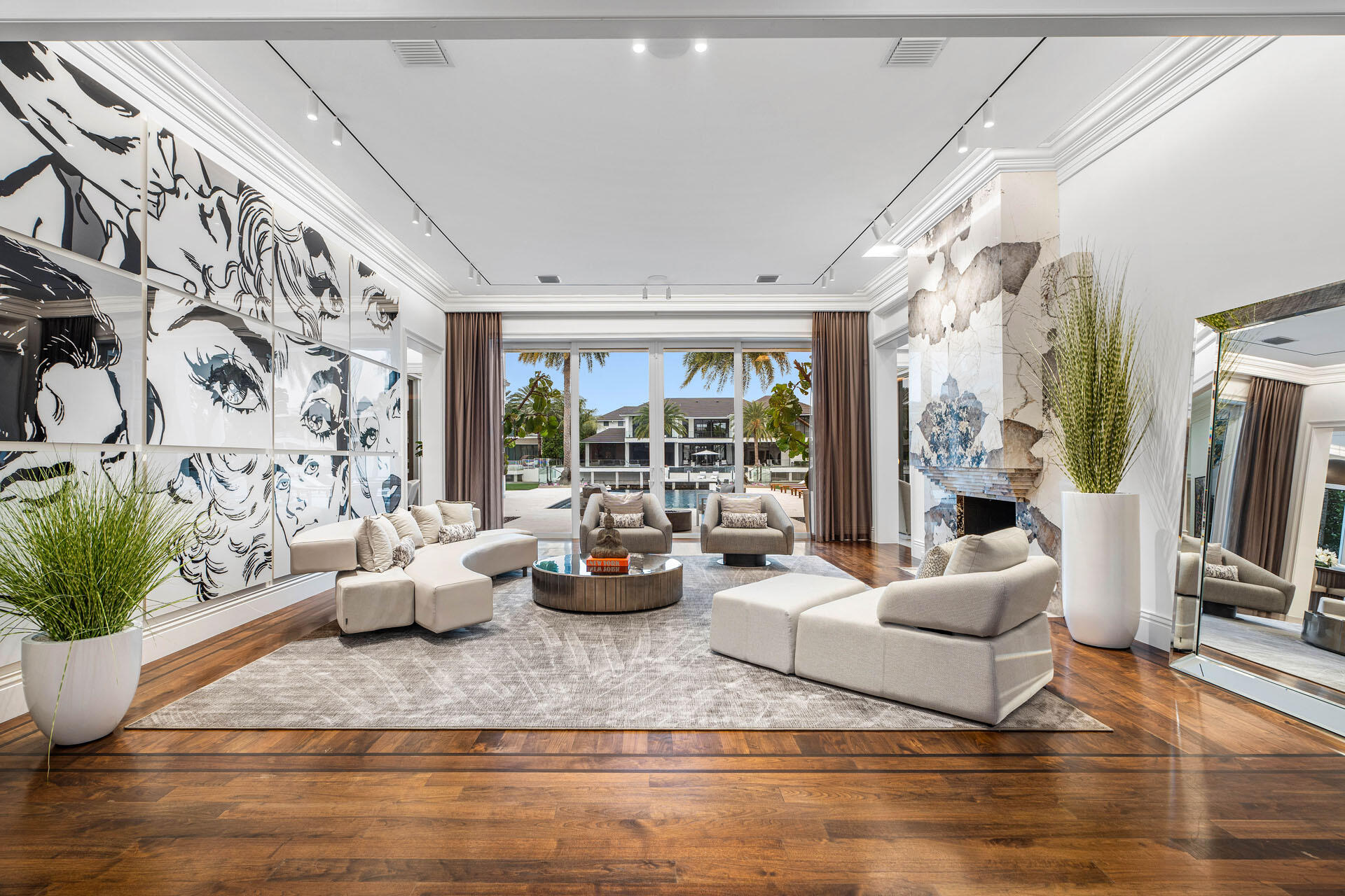 ROYAL PALM YACHT & COUNTR - Residential