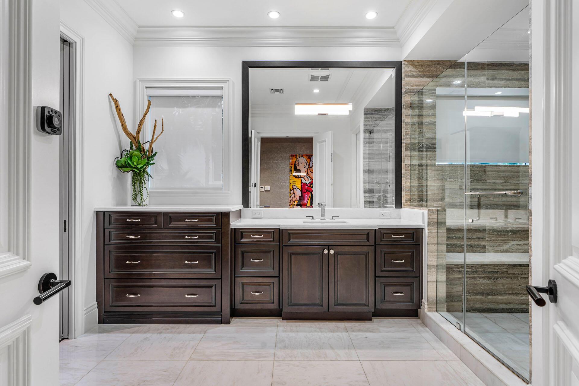 ROYAL PALM YACHT & COUNTR - Residential