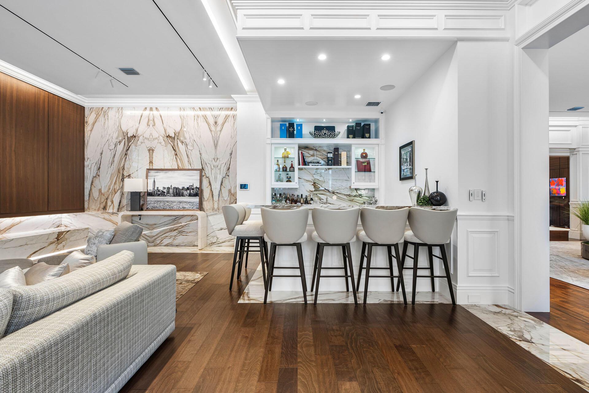 ROYAL PALM YACHT & COUNTR - Residential