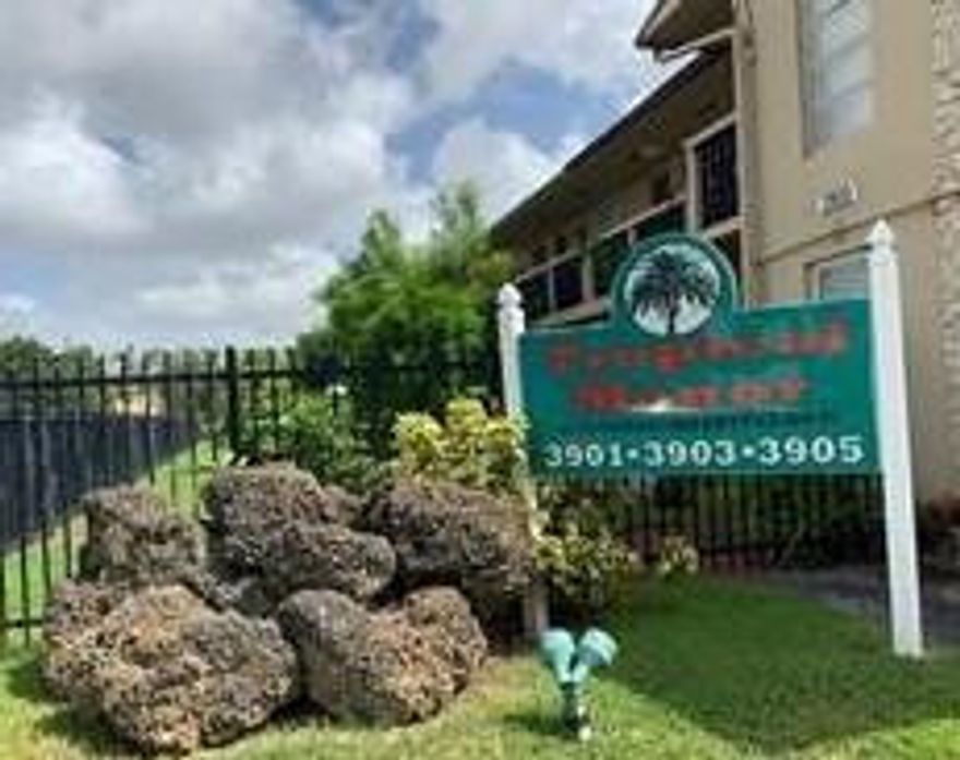 COZY apartment in excellent LOCATION!!! Updated 1 bedroom 1 bathroom and a large walking closet, beautiful kitchen with quartz countertop, hurricane accordion shutters on all windows. Gas and hot water are included and have two parking spots. The unit is located in a desirable area, just steps from known Bird Road (Sw 40th St) and Tropical Park, surrounded by stores, close to the Dadeland Mall, restaurants, and in the middle of  FIU and Miami University.