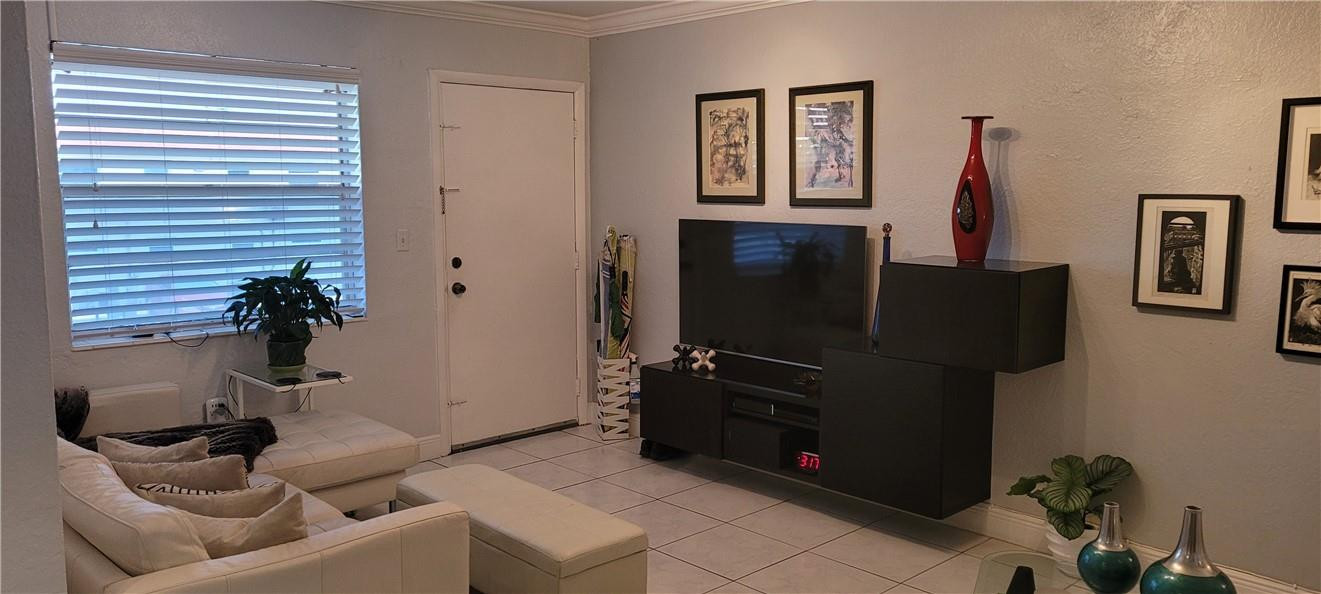 Tropical Manor Condo - Residential Lease