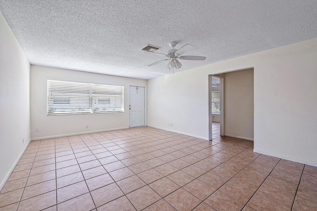 Photo of 9186 W Highland Pines Boulevard, Palm Beach Gardens, FL 33418 (MLS # R10956803)