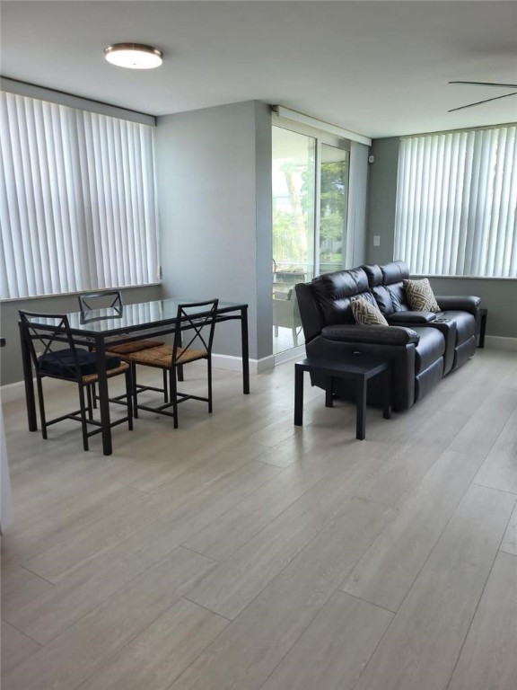WATERGATE CONDOMINIUM - Residential
