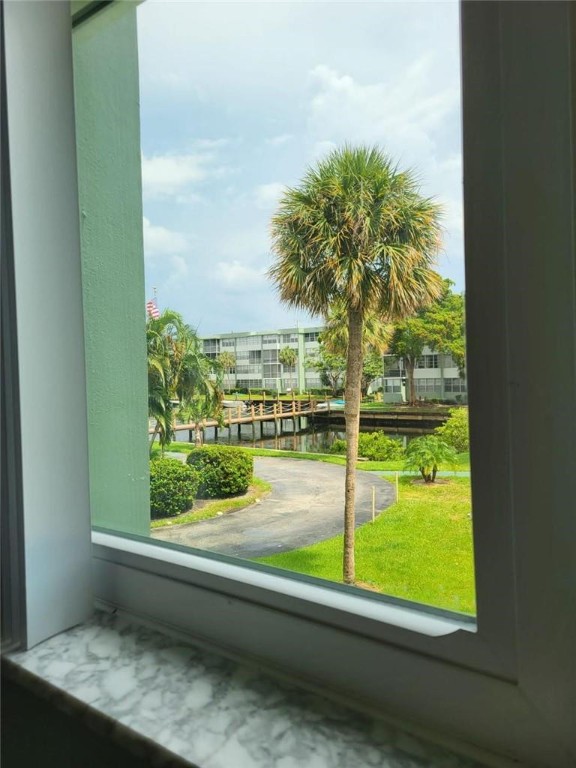 WATERGATE CONDOMINIUM - Residential