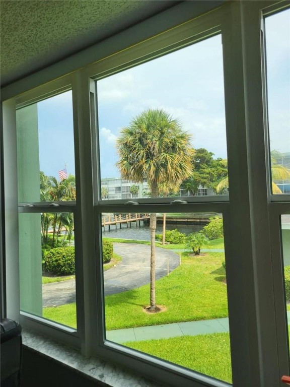 WATERGATE CONDOMINIUM - Residential