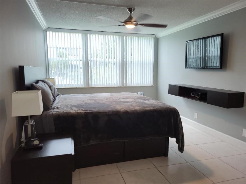 WATERGATE CONDOMINIUM - Residential