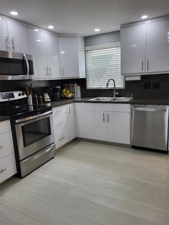 WATERGATE CONDOMINIUM - Residential