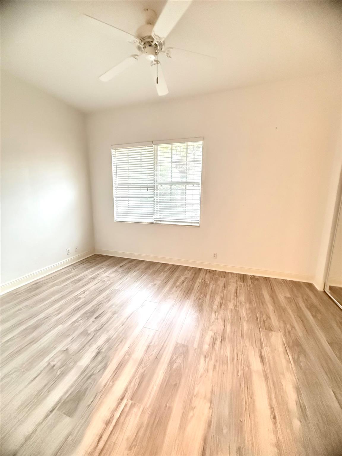 Cielo Twnhms/Shops/Donald - Residential Lease