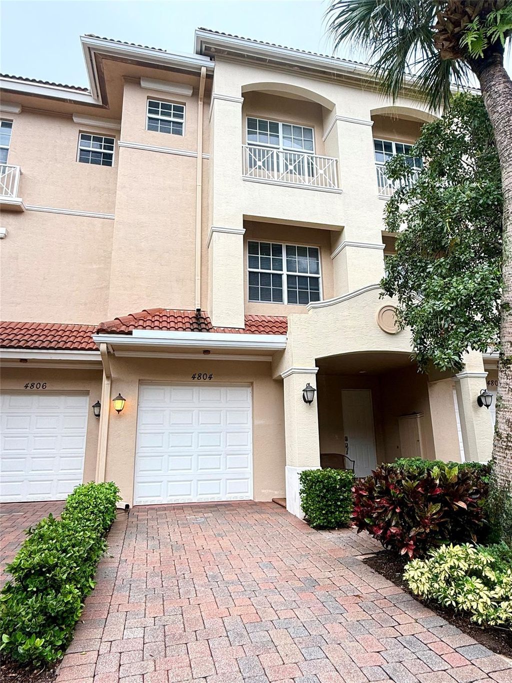 Photo of 4804 Sawgrass Breeze Drive, Palm Beach Gardens, FL 33418 (MLS # F10531097)