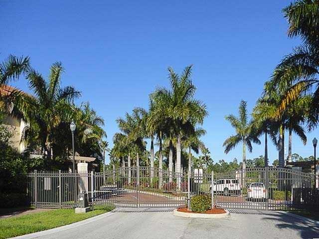 Cielo Twnhms/Shops/Donald - Residential Lease