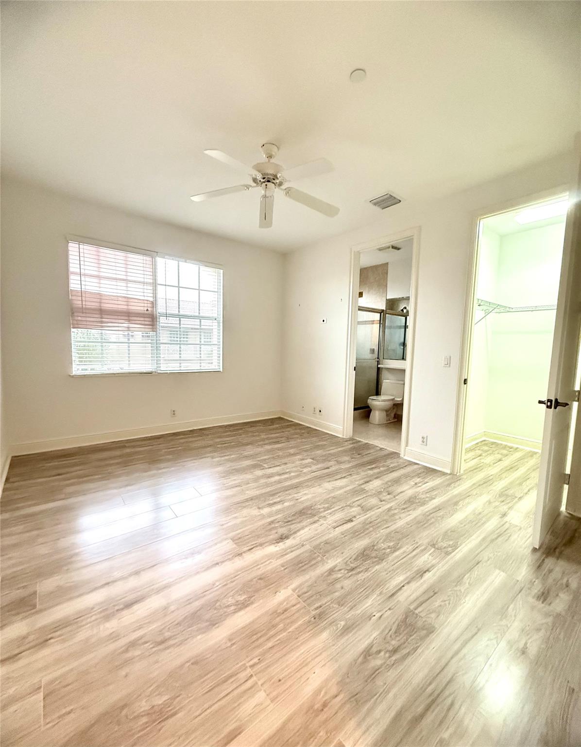 Cielo Twnhms/Shops/Donald - Residential Lease