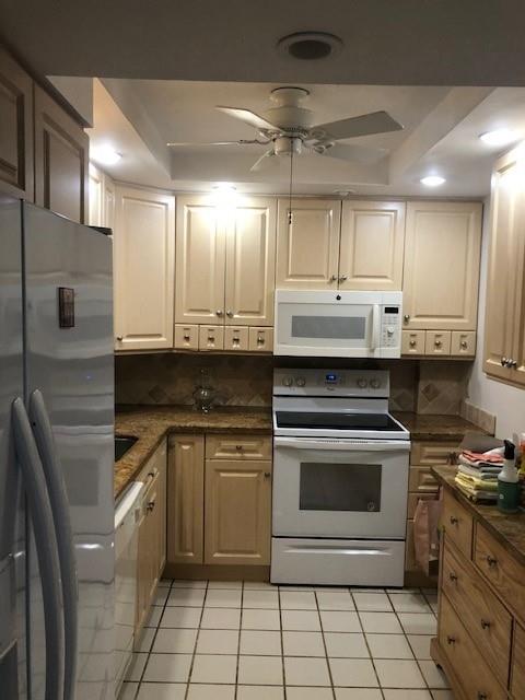 Boca Teeca Condo Unit 10 - Residential Lease