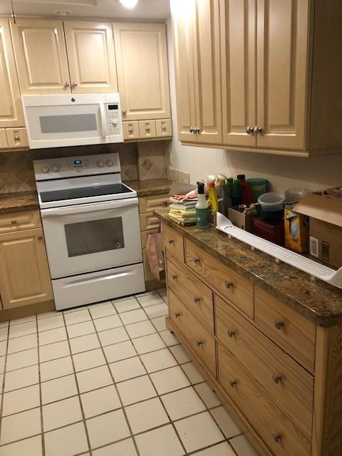 Boca Teeca Condo Unit 10 - Residential Lease