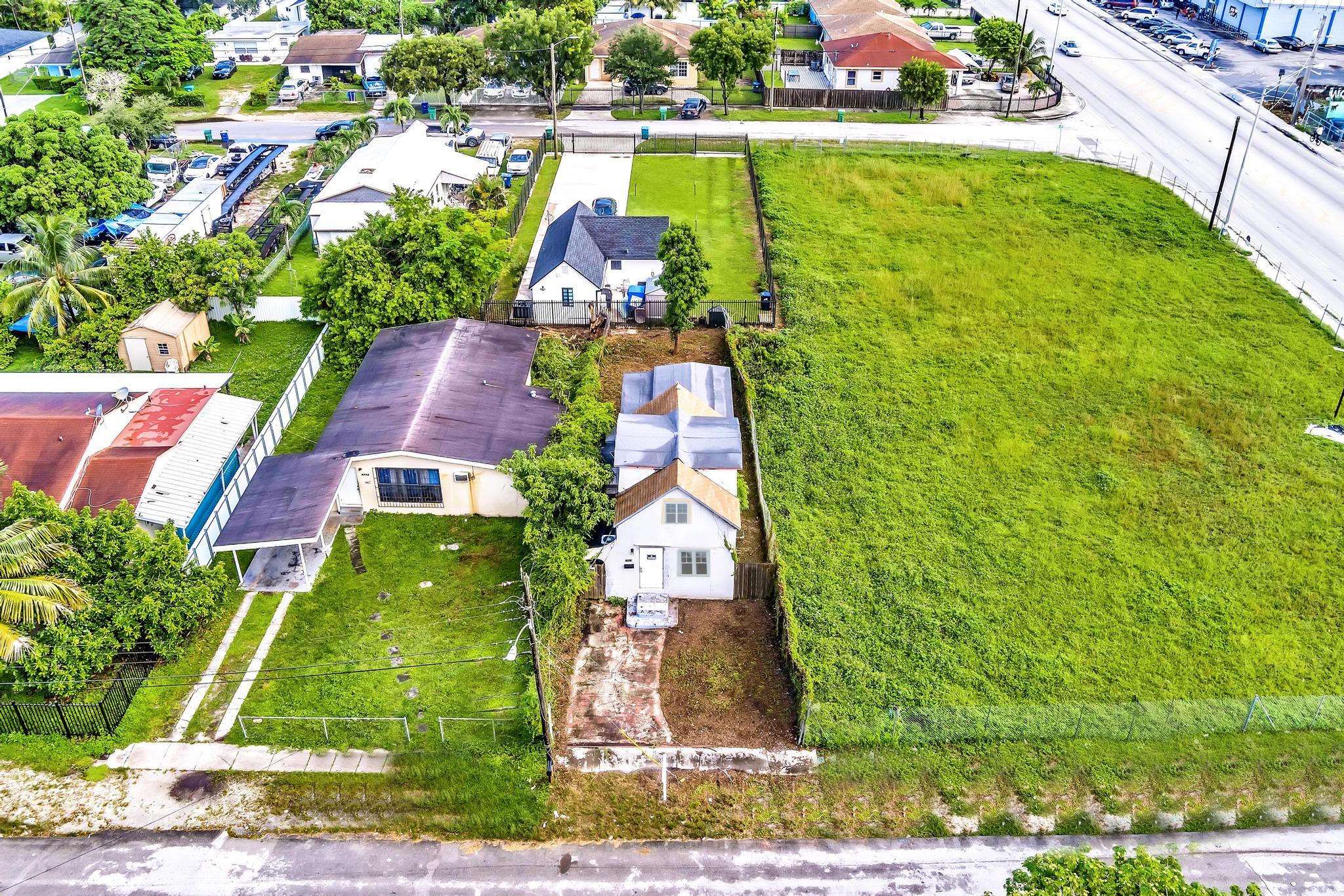 TENNYSON HEIGHTS - Residential