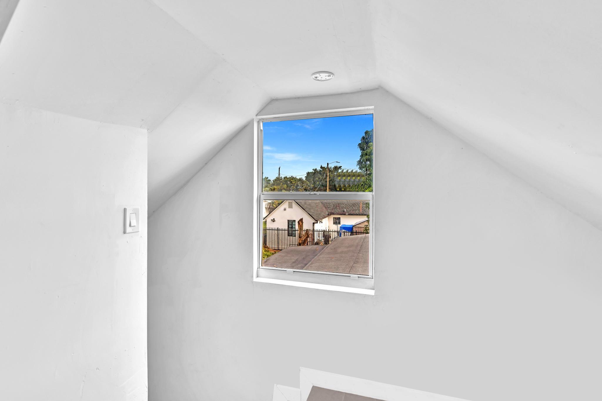 TENNYSON HEIGHTS - Residential