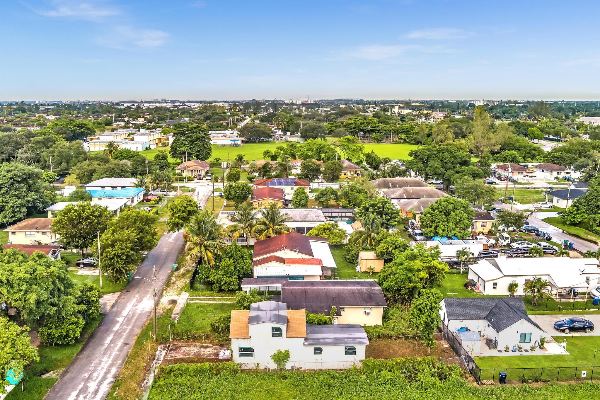 TENNYSON HEIGHTS - Residential