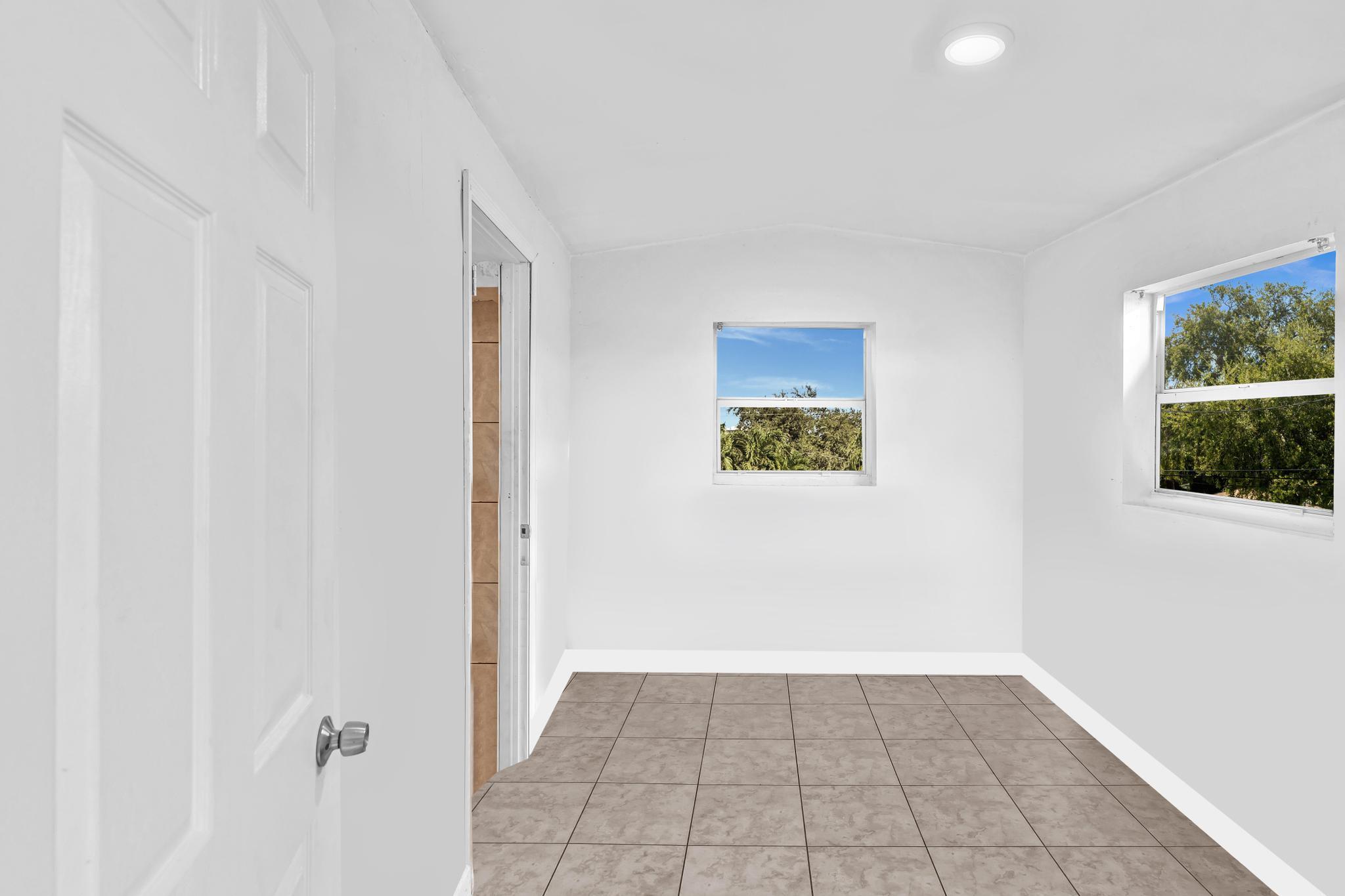 TENNYSON HEIGHTS - Residential