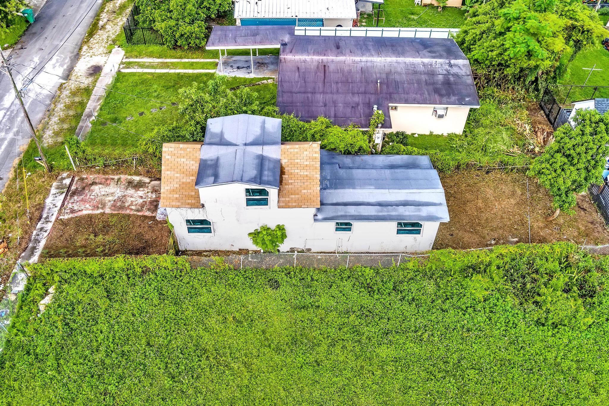 TENNYSON HEIGHTS - Residential