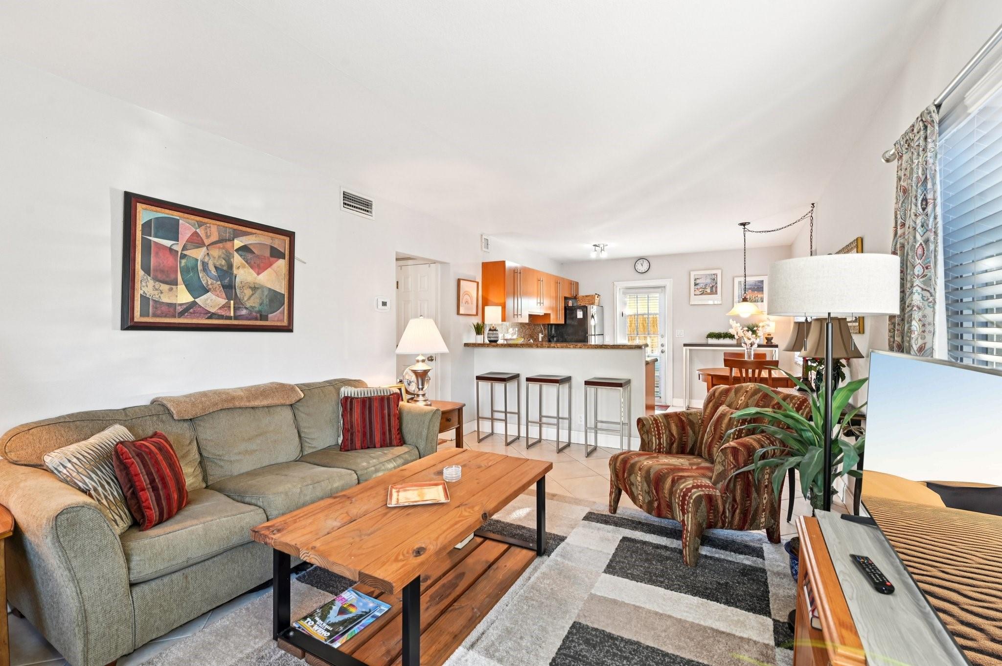 1424 Holly Heights Dr 1