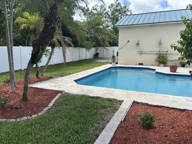 660 Azalea Court