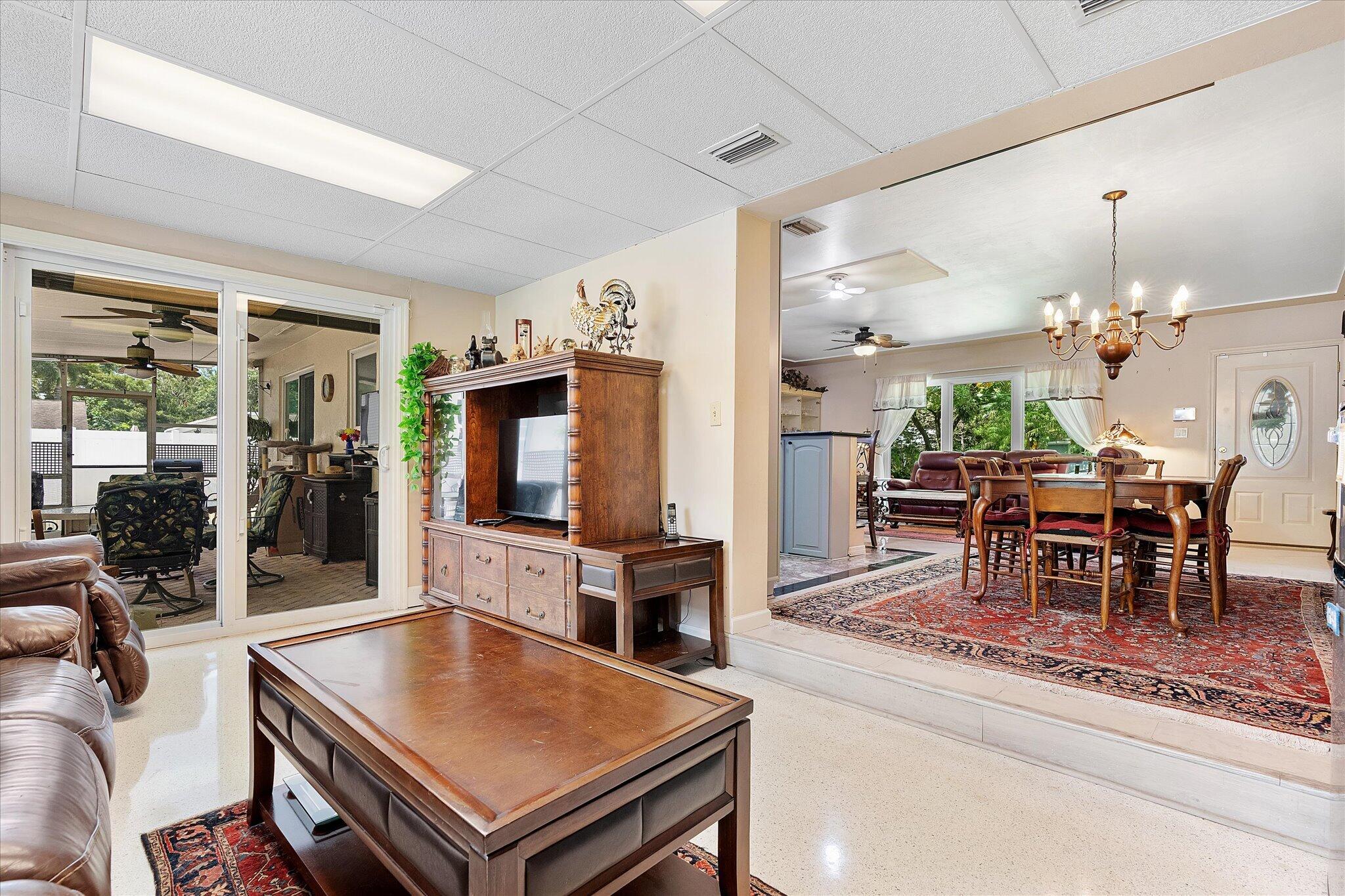 PLANTATION GARDENS 3RD SEC - Residential