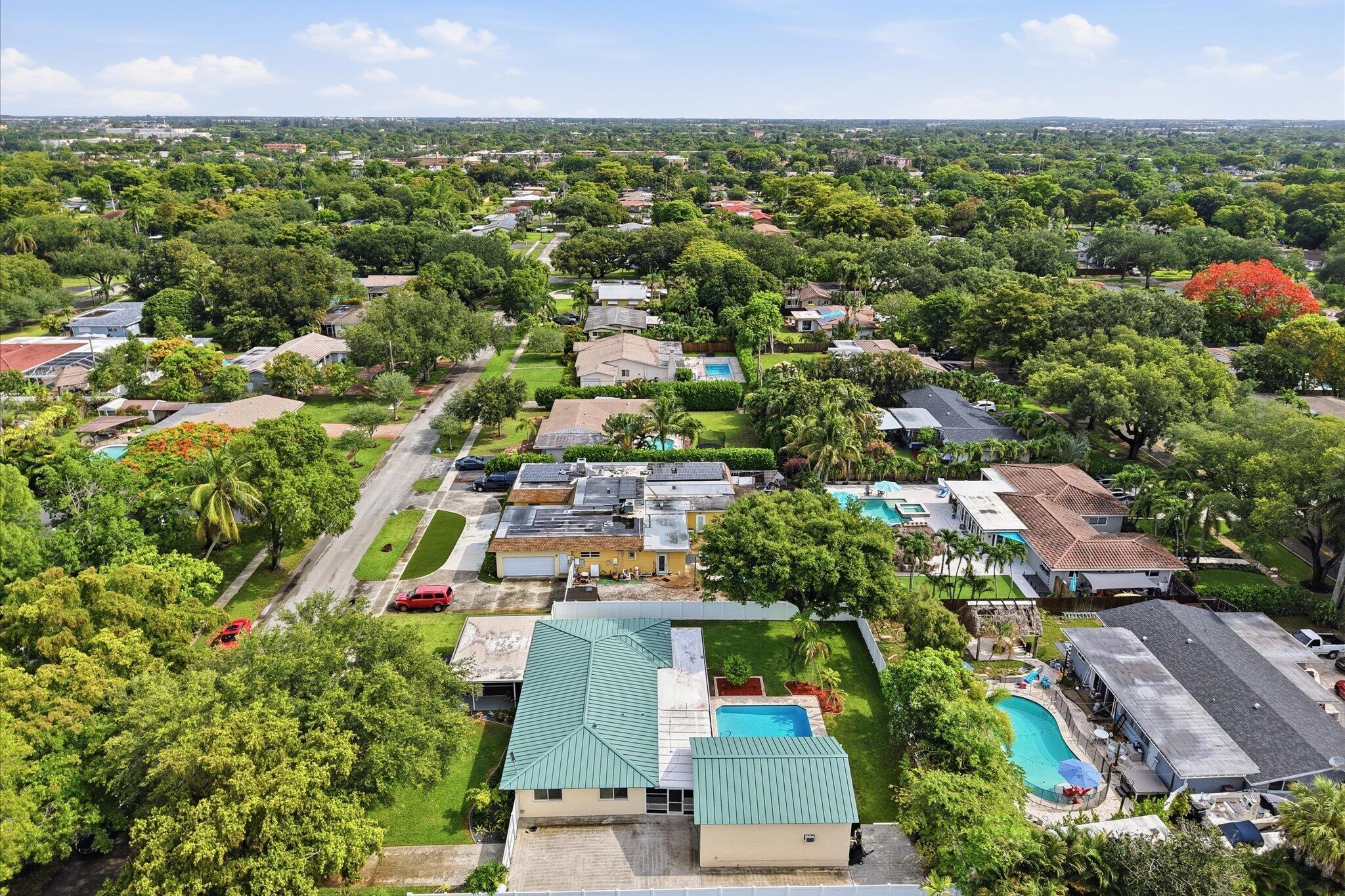PLANTATION GARDENS 3RD SEC - Residential