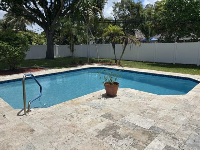 660 Azalea Court