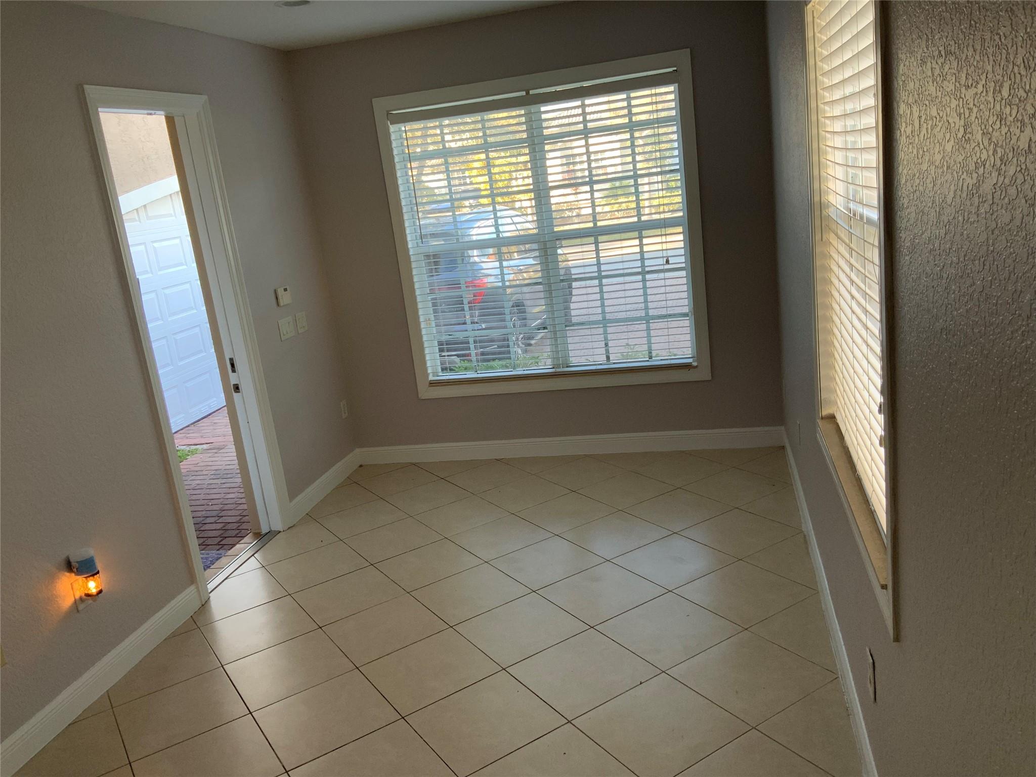 SUNSET FALLS - Residential Lease