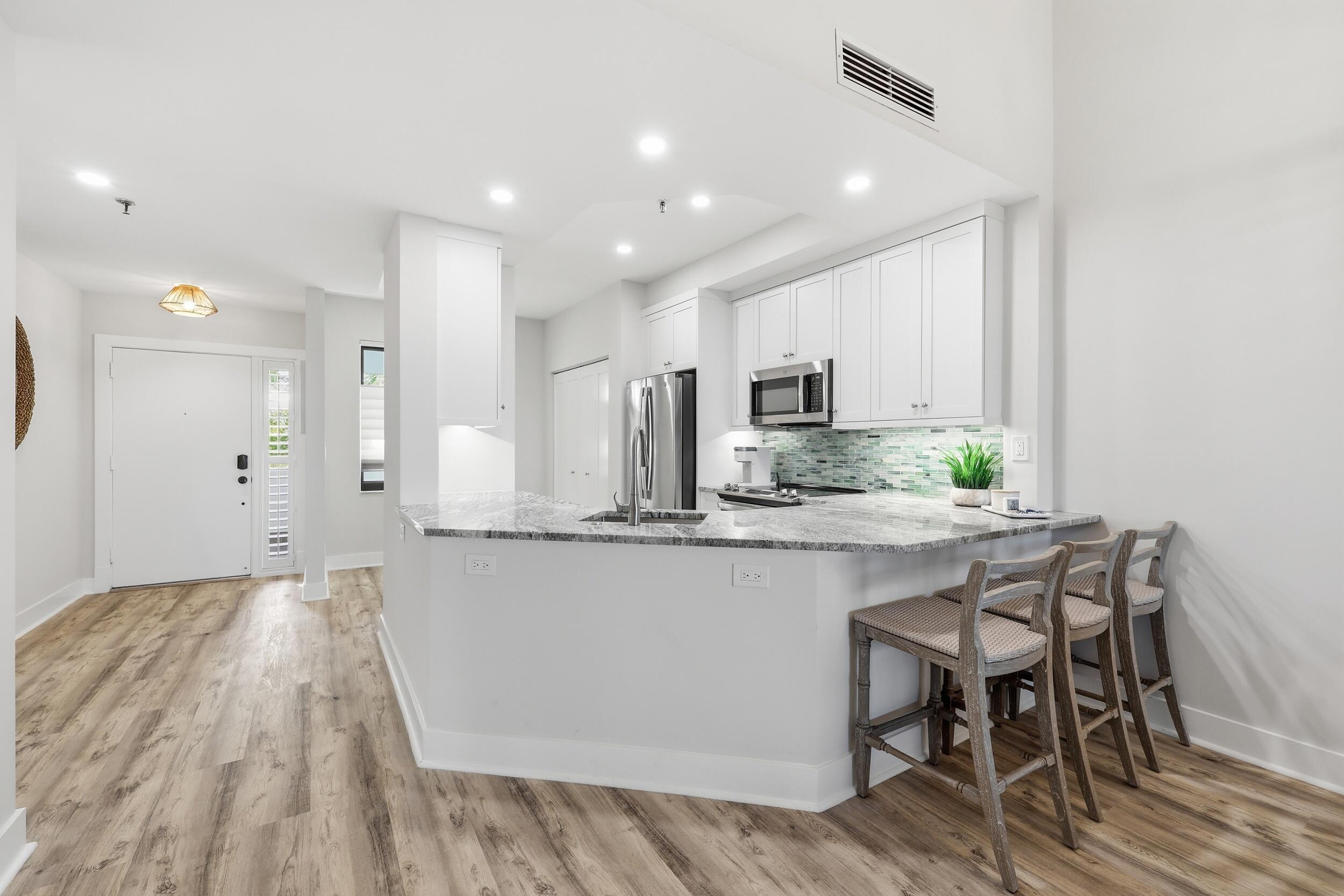 TEQUESTA COVE CONDO - Residential