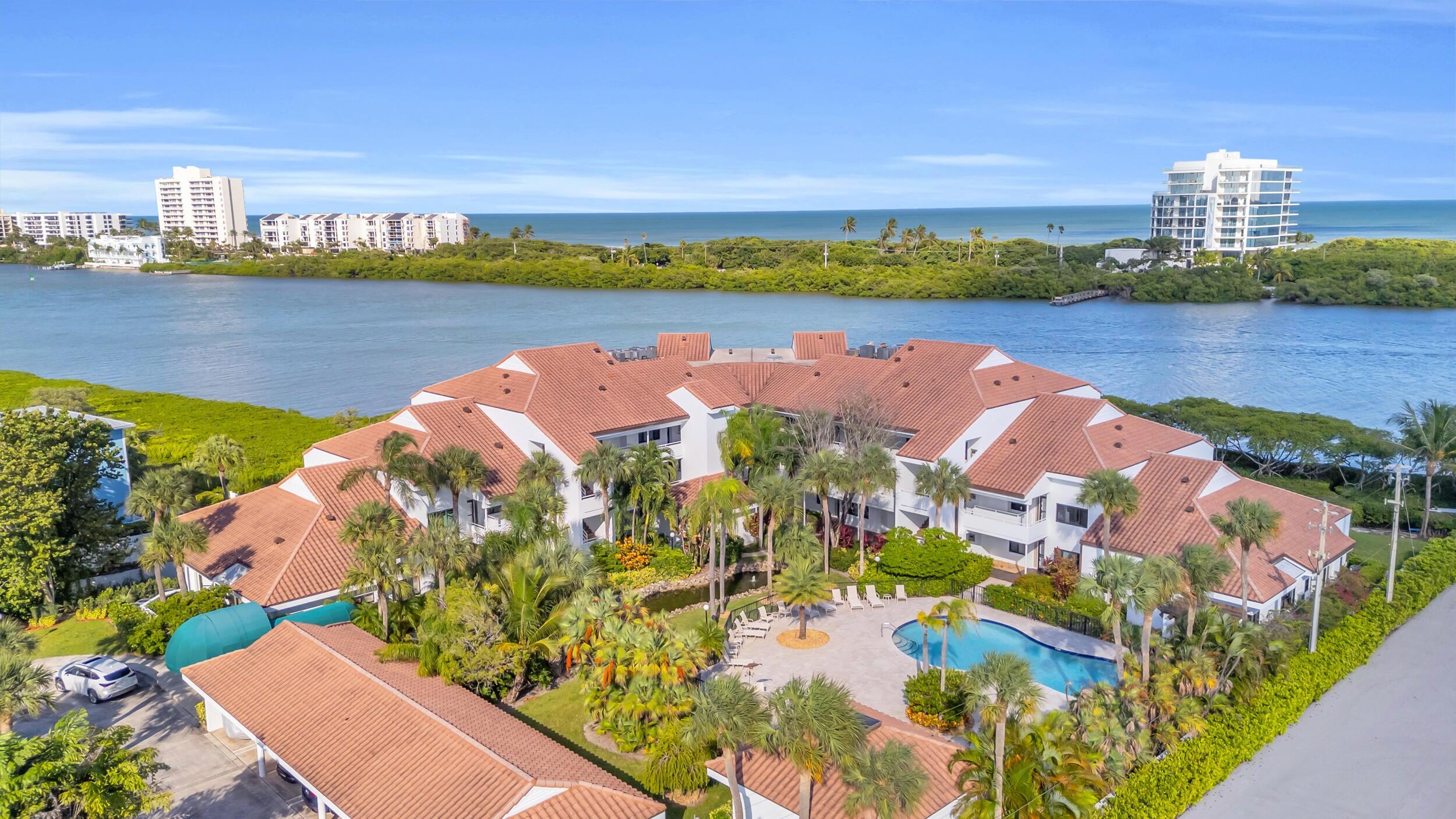 TEQUESTA COVE CONDO - Residential