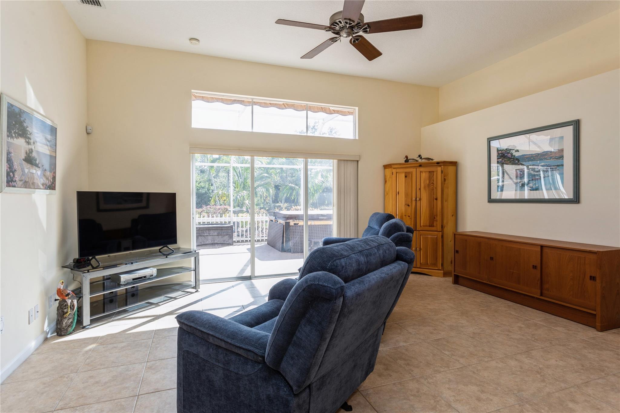 Locks Landing 01 - Residential Lease