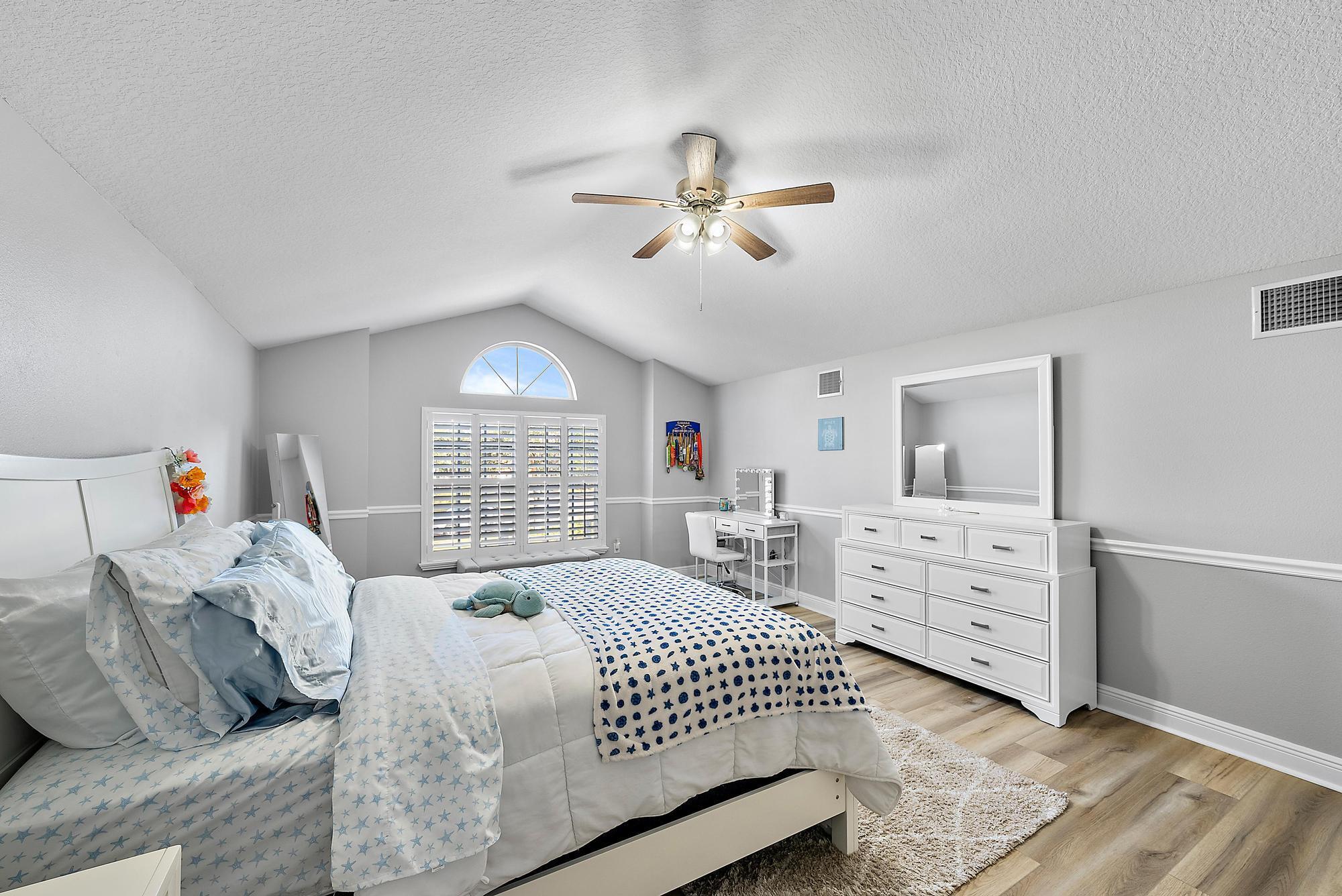 Lake Tuscany - Residential