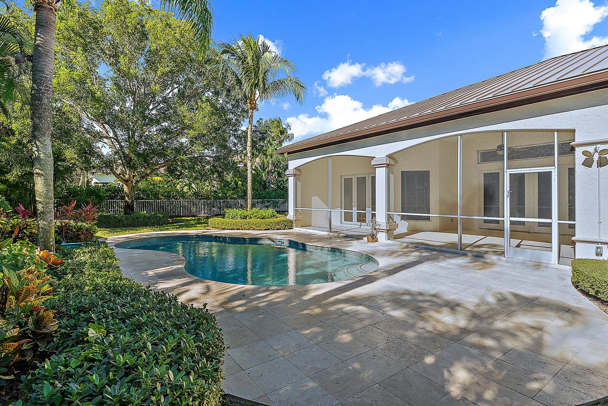 Admirals Cove - Residential