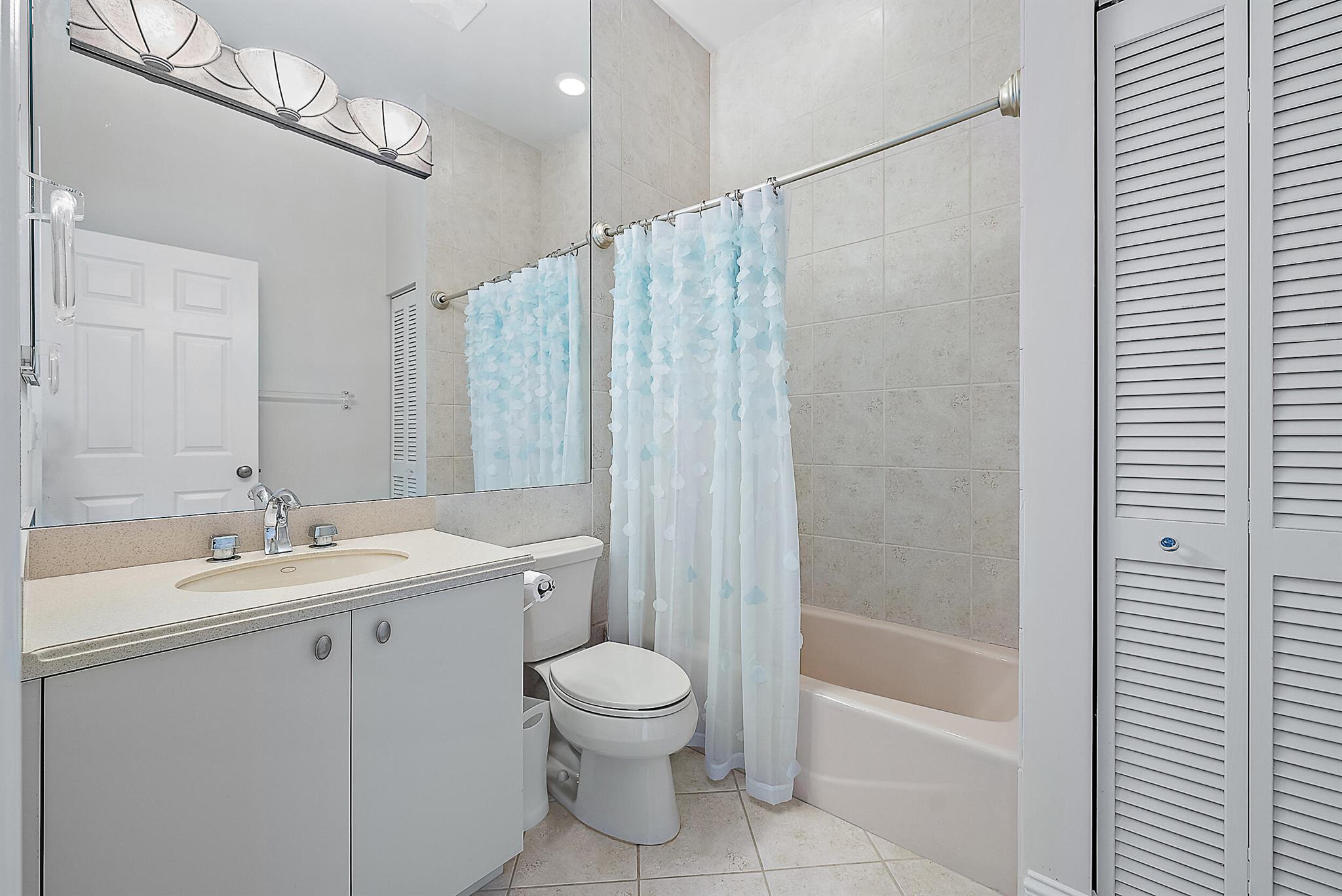 Admirals Cove - Residential