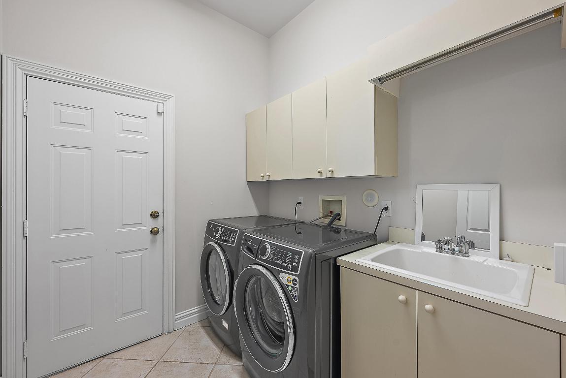 Admirals Cove - Residential